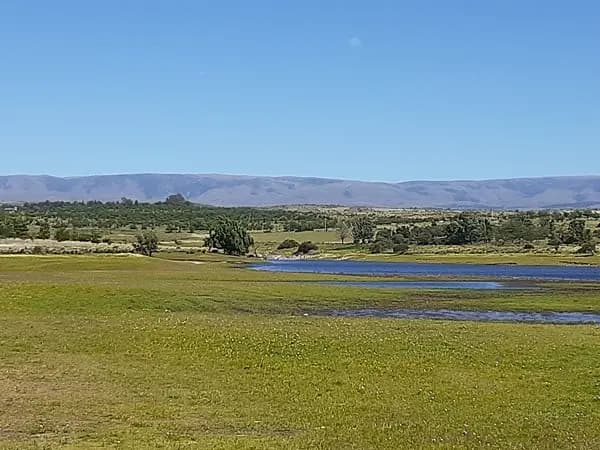 Río en Los Reartes cerca de las cabañas